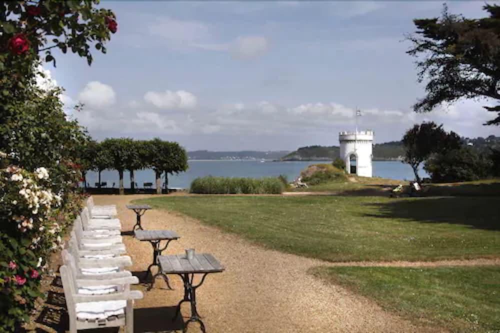 Le Grand Hotel Des Bains & Spa - Bretagne Locquirec Εξωτερικό φωτογραφία