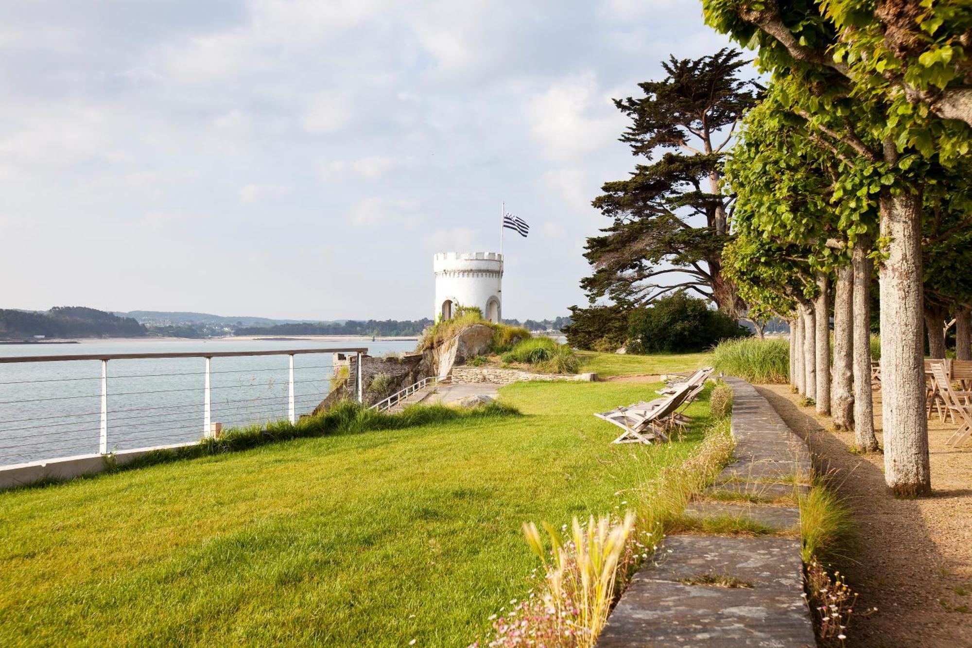 Le Grand Hotel Des Bains & Spa - Bretagne Locquirec Εξωτερικό φωτογραφία